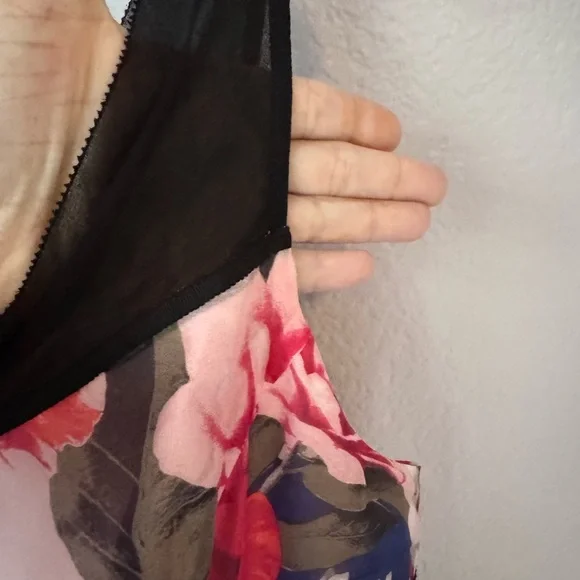 White House Black Market Red Floral Organza Dress Peach Satin Black Accents 10 - Picture 12 of 16